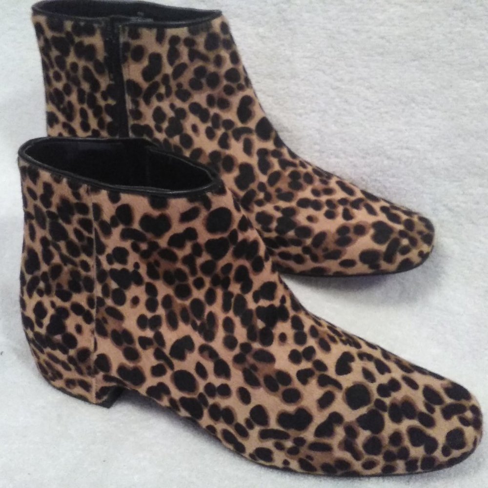 Nine West Leopard Print Ankle Boot 11m - image 1